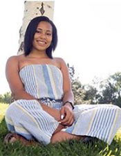 Kira Skelton